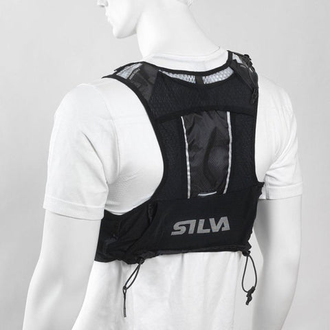 Strive 5L Vest Black + Soft Flask 500ml